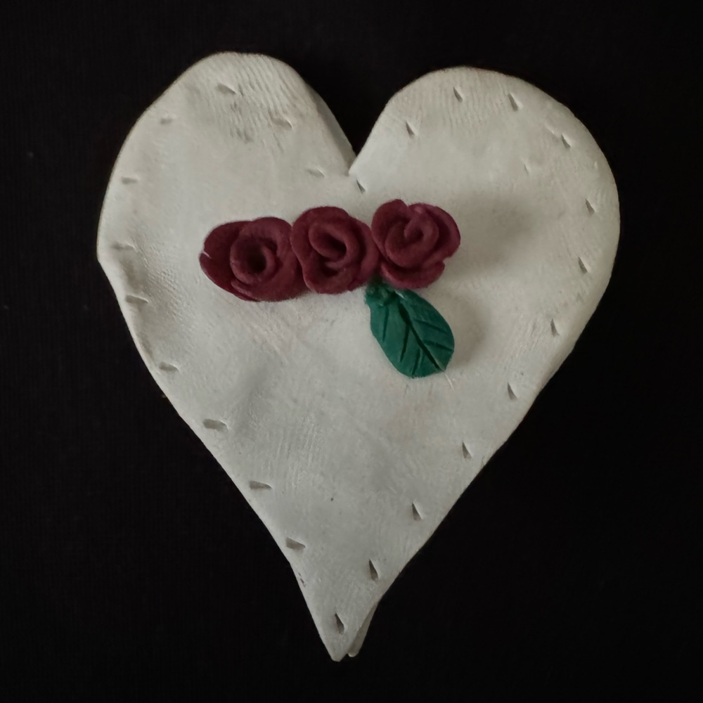 🌷Vintage Handmade Clay Heart and Roses Pin